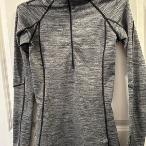 Under Armour women’s Gray Athletic Quarter-Zip Pullover